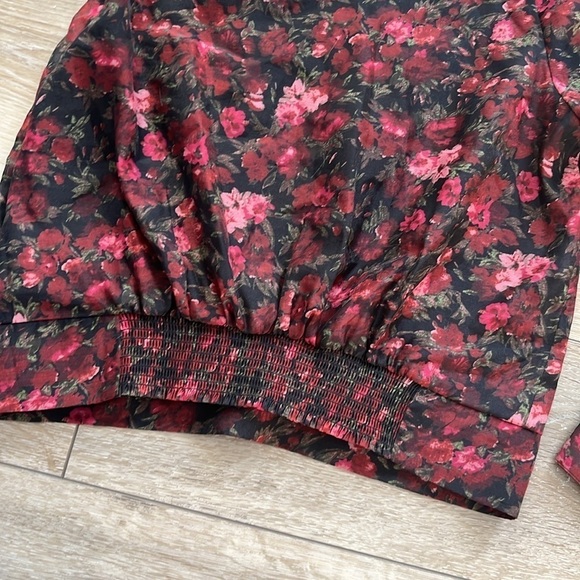 Good American Moody Floral Print One-Shoulder Top - Picture 8 of 11